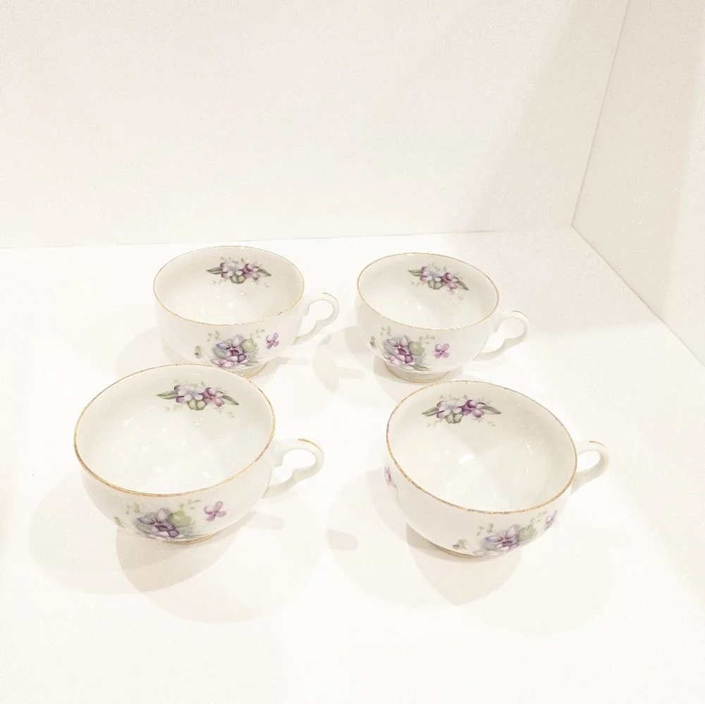 Vintage Registered U.S.A. Celebrate made in Japan Teacups & Dessert Plates - Picture 5 of 9